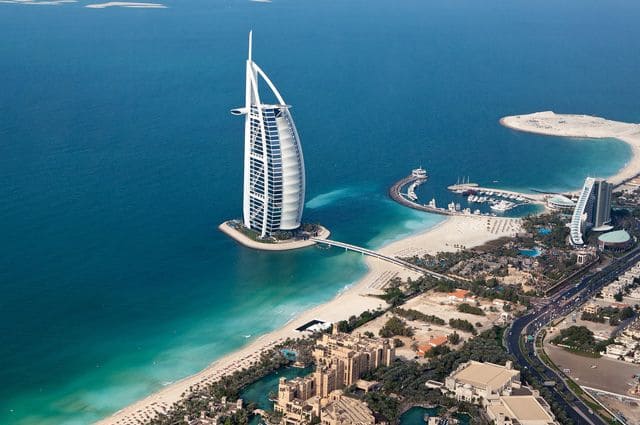 Файл:Дубай-башня-парус.jpg