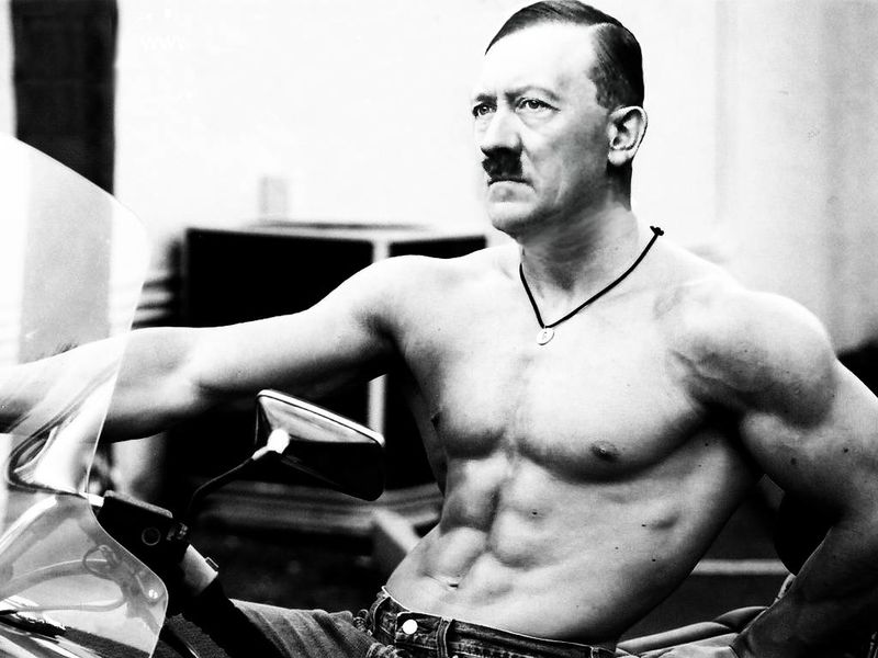 Файл:HitlerMotobike.jpg