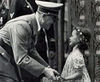 Гитлер и девочка.jpg